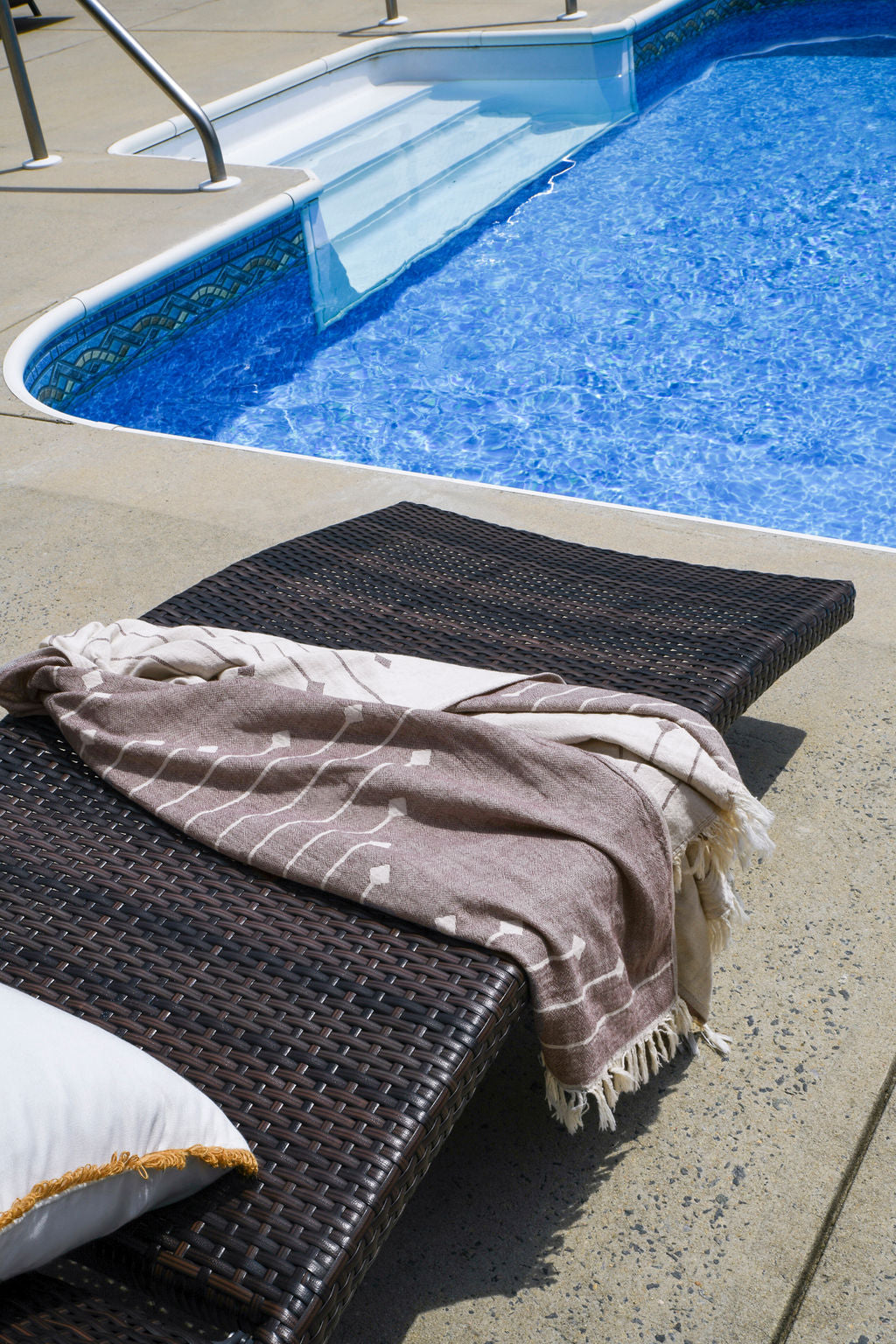 SOUTHWESTERN | LUXURY BEACH TOWEL | WINE