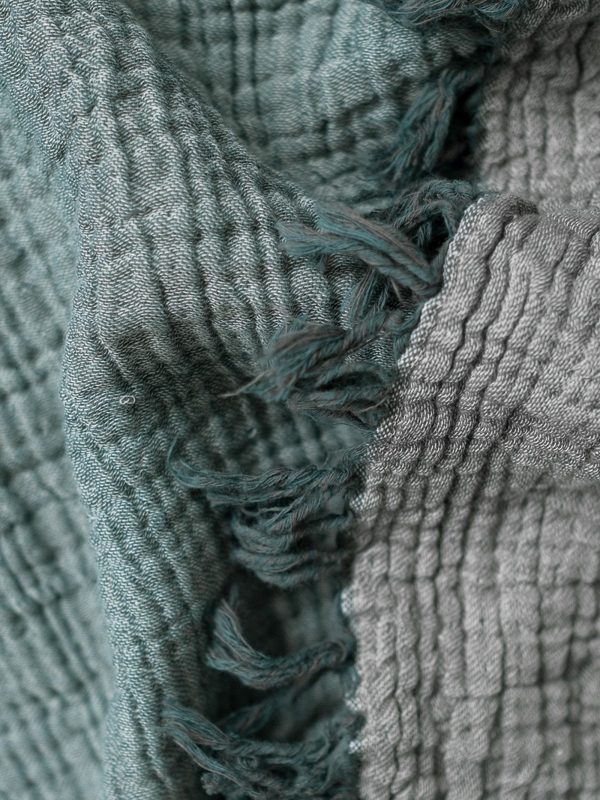 Riviera Luxury Throw Blanket | Garden