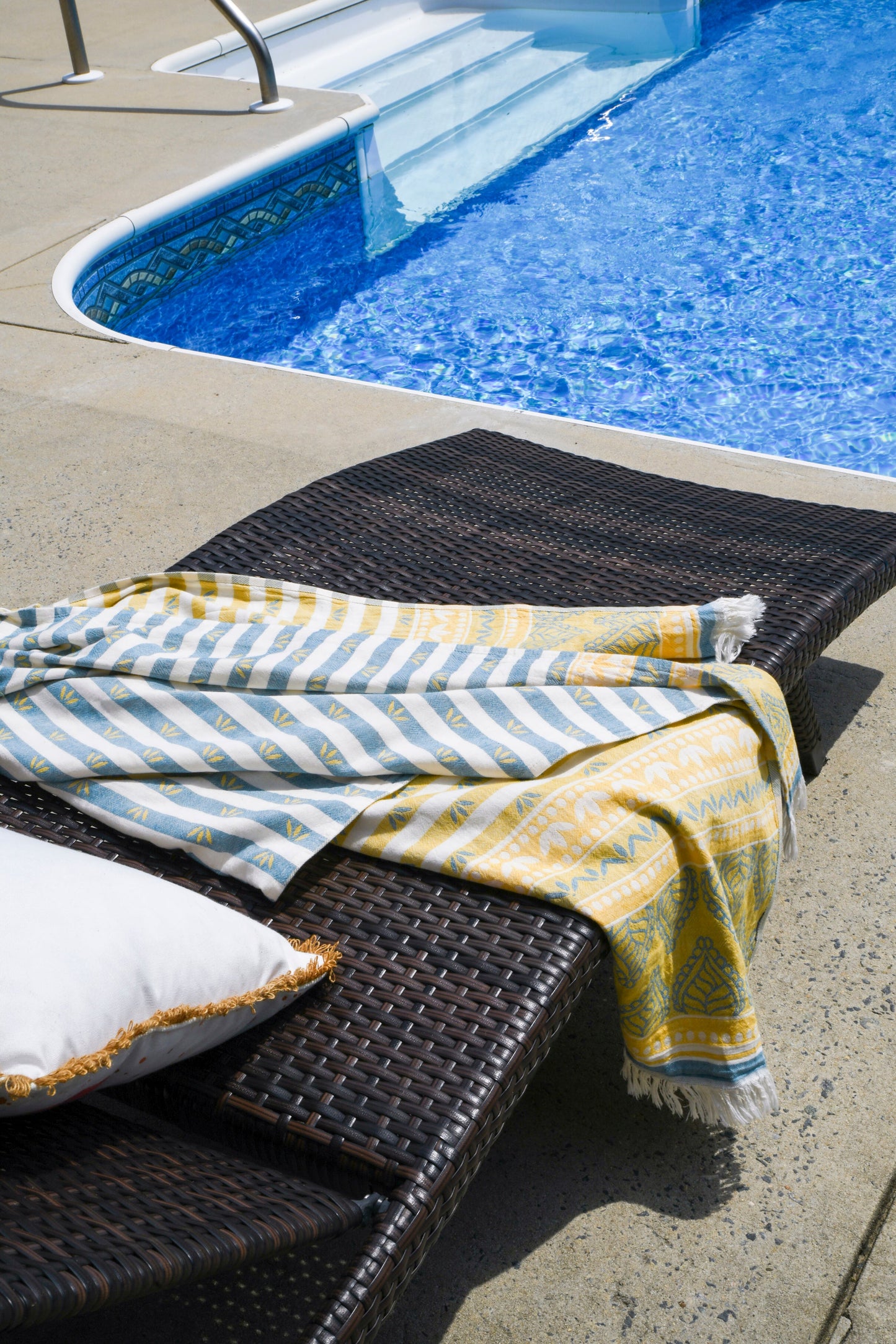 SOUQ | LUXURY BEACH TOWEL | BLUE - SAFFRON