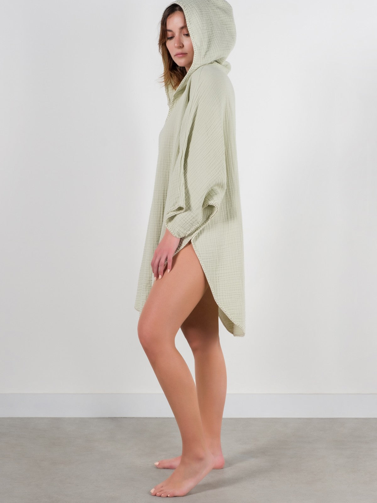 COCOON PONCHO | LIGHT GREEN