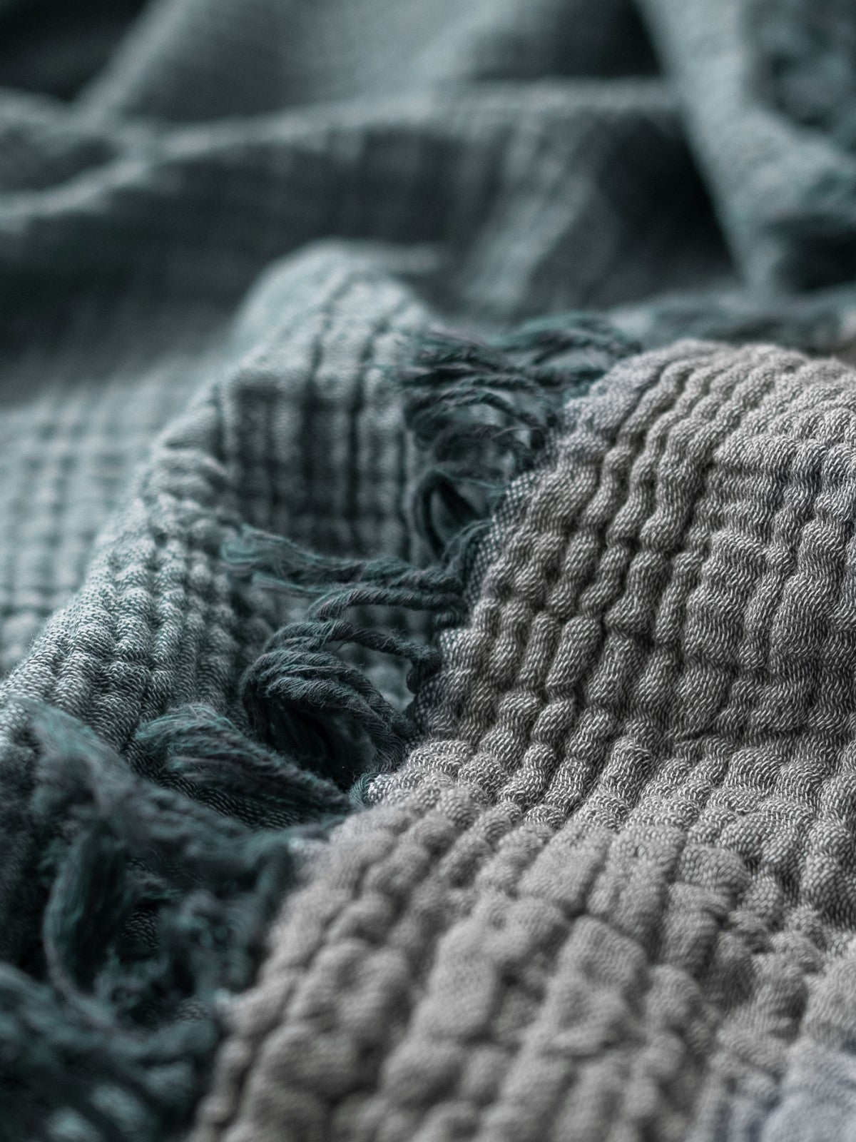 Riviera Luxury Throw Blanket | Garden